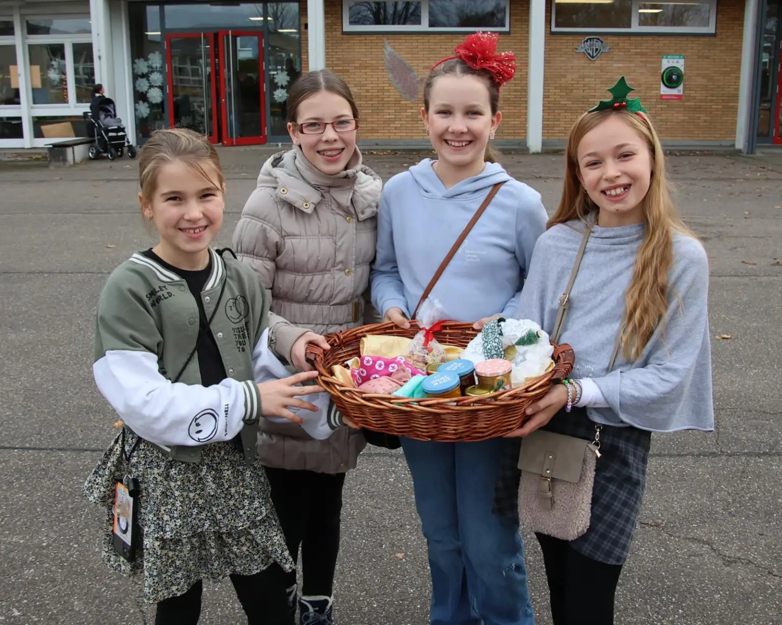 2024 11 Lender Gymnasium SMV Adventsbasar (02)