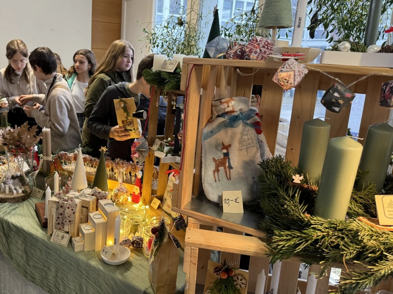 2024 11 Lender Gymnasium SMV Adventsbasar (12)