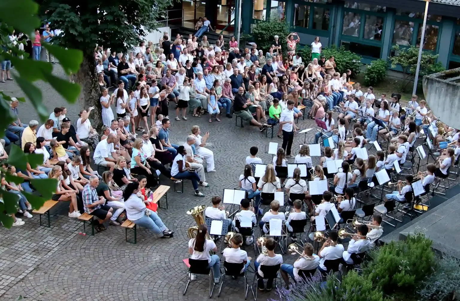 2025 Lender Gymnasium Musik Serenadenkonzert (1)