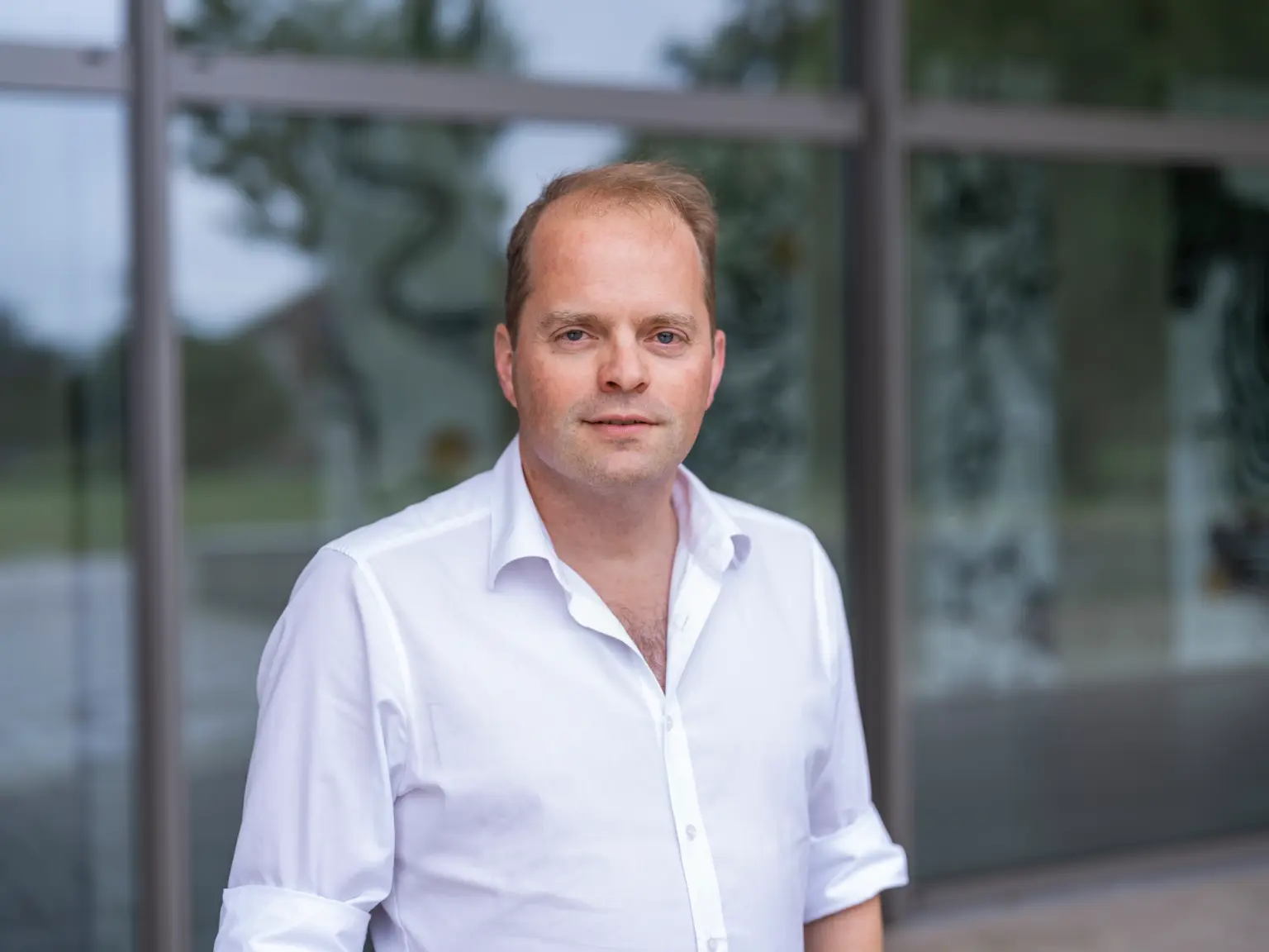 2025 Lender Gymnasium Portrait FEM