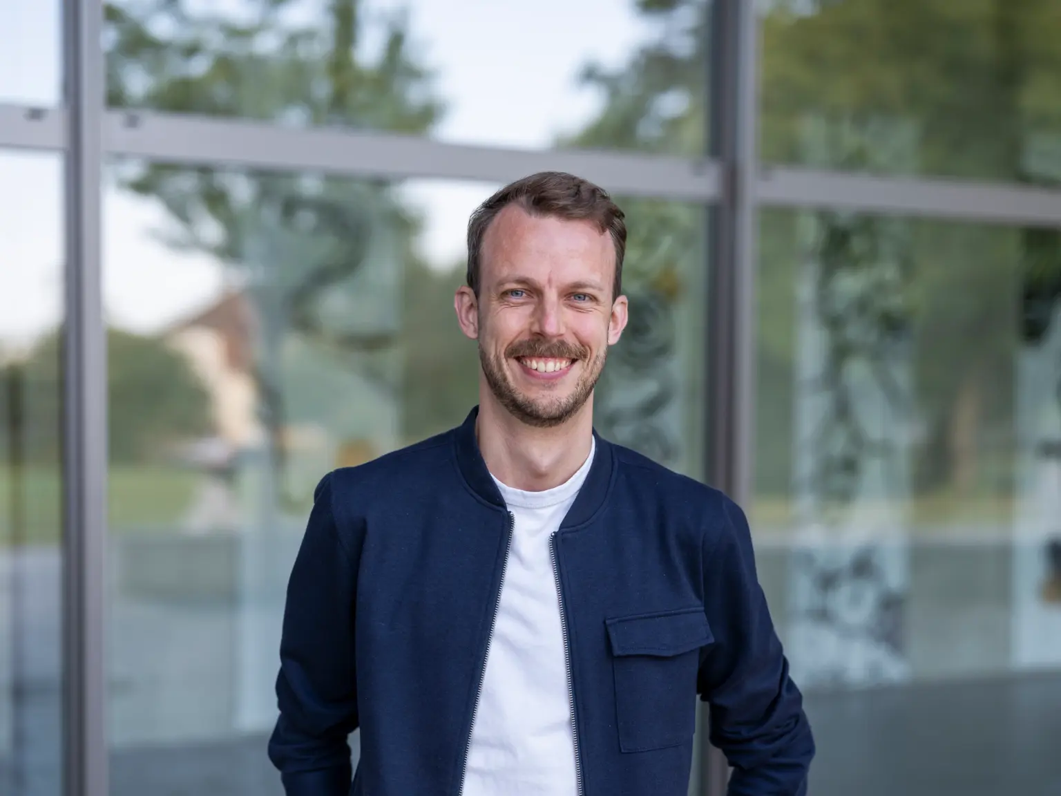 2025 Lender Gymnasium Portrait ISE