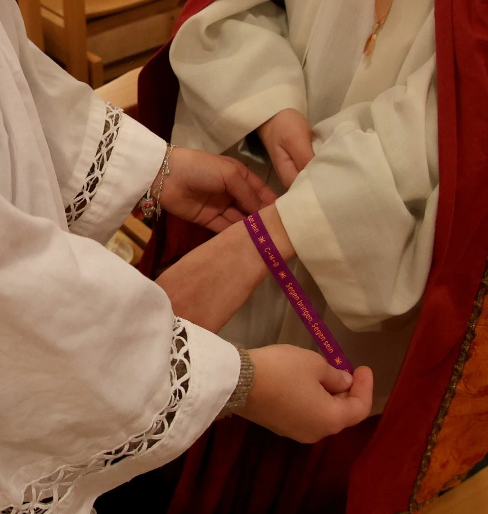 2025 Lender Gymnasium Schulseelsorge Sternsinger Godie (5)