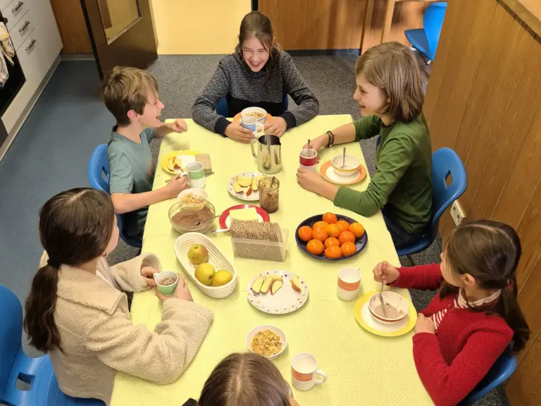 2025 Lender Gymnasium Tagesheim Gemeinschaft (2)