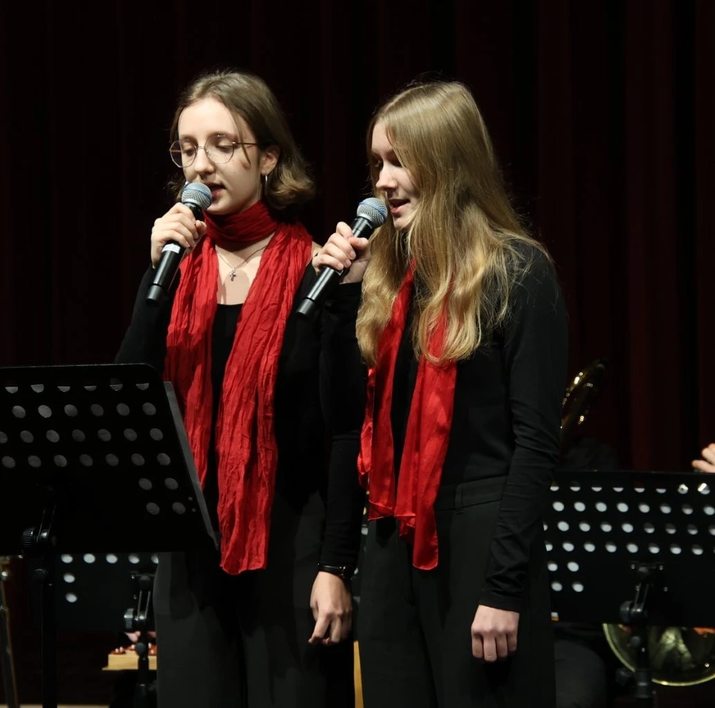 2025 01 Lender Gymnasium Musik Lender musiziert (7)