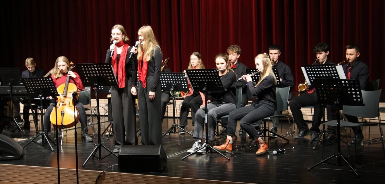 2025 01 Lender Gymnasium Musik Lender musiziert (8)