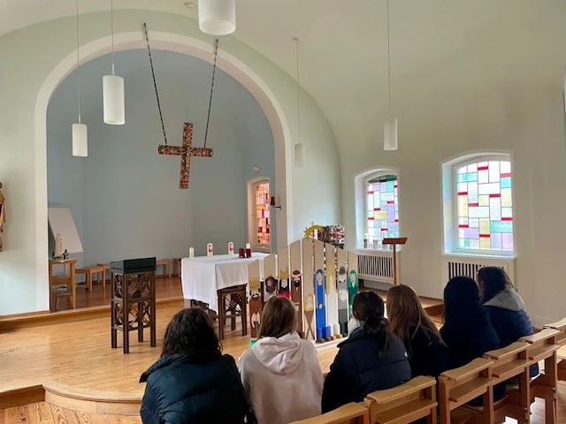 2025 01 Lender Gymnasium PPS Exkursion St Franziskus (2)