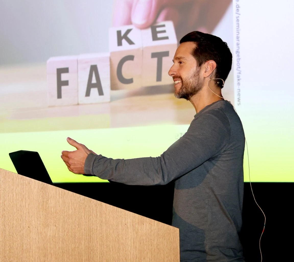 2025 02 Lender Gymnasium Lender bewegt Vortrag Droschmann (3)