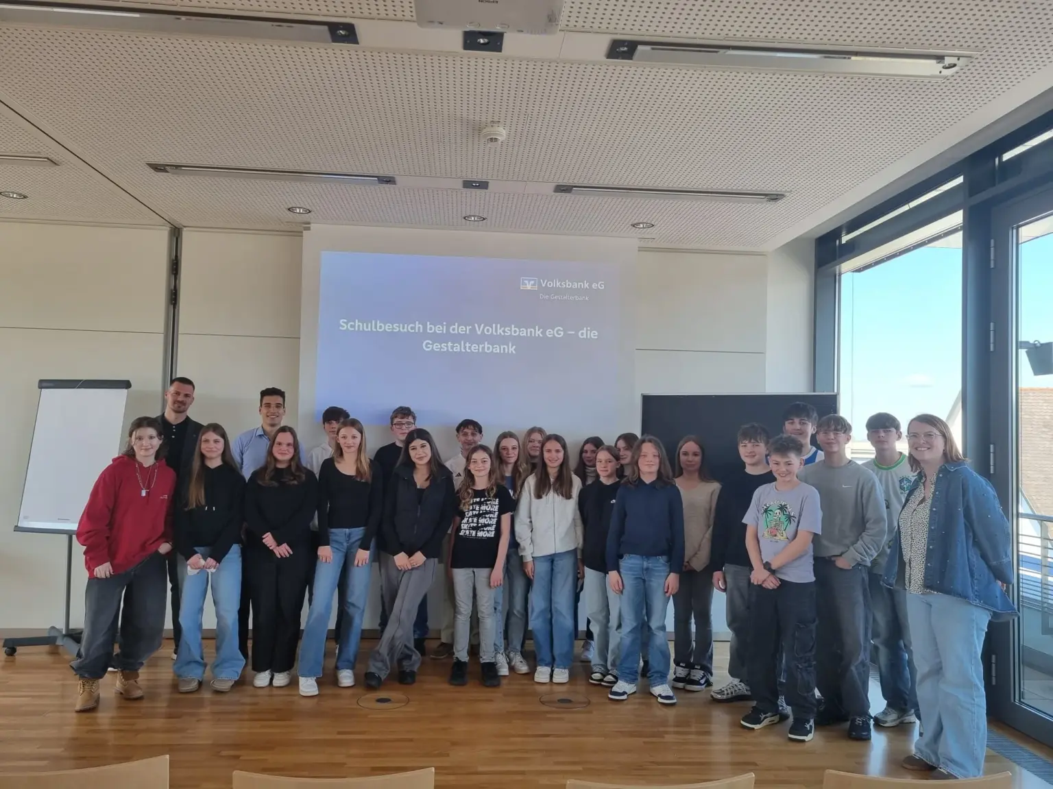 2025 03 Lender Gymnasium Wi Exkursion Volksbank (2)