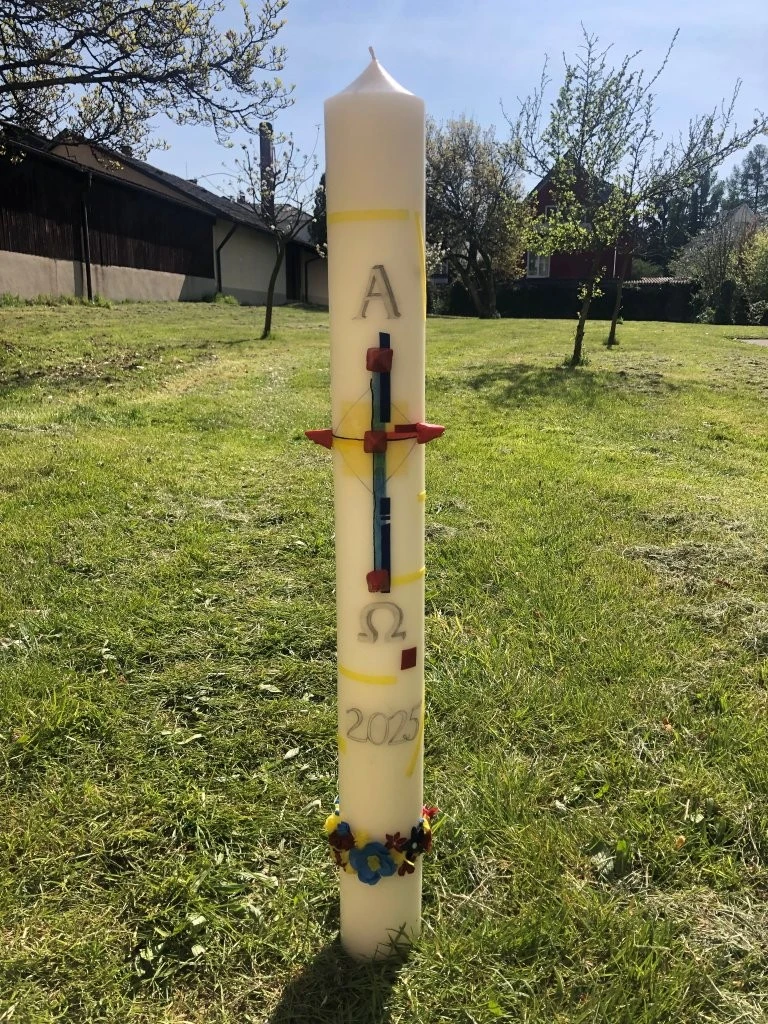 2025 04 Lender Gymnasium Schulseelsorge Osterkerze (1)