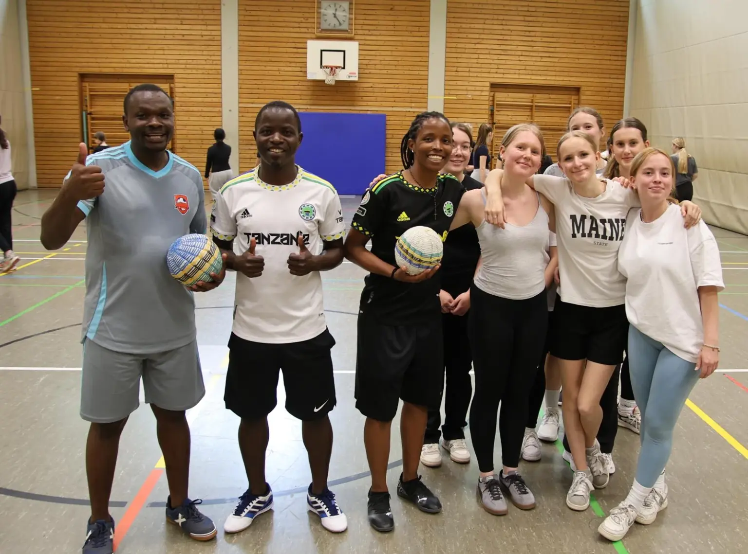 2025 05 Lender Gymnasium Sport Tansania Projekt (04)