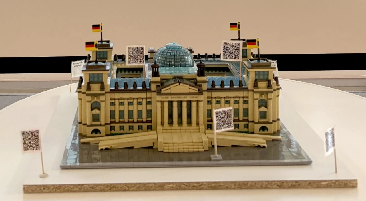 2025 07 Lender Gymnasium GmK Miniatur Bundestag (5)
