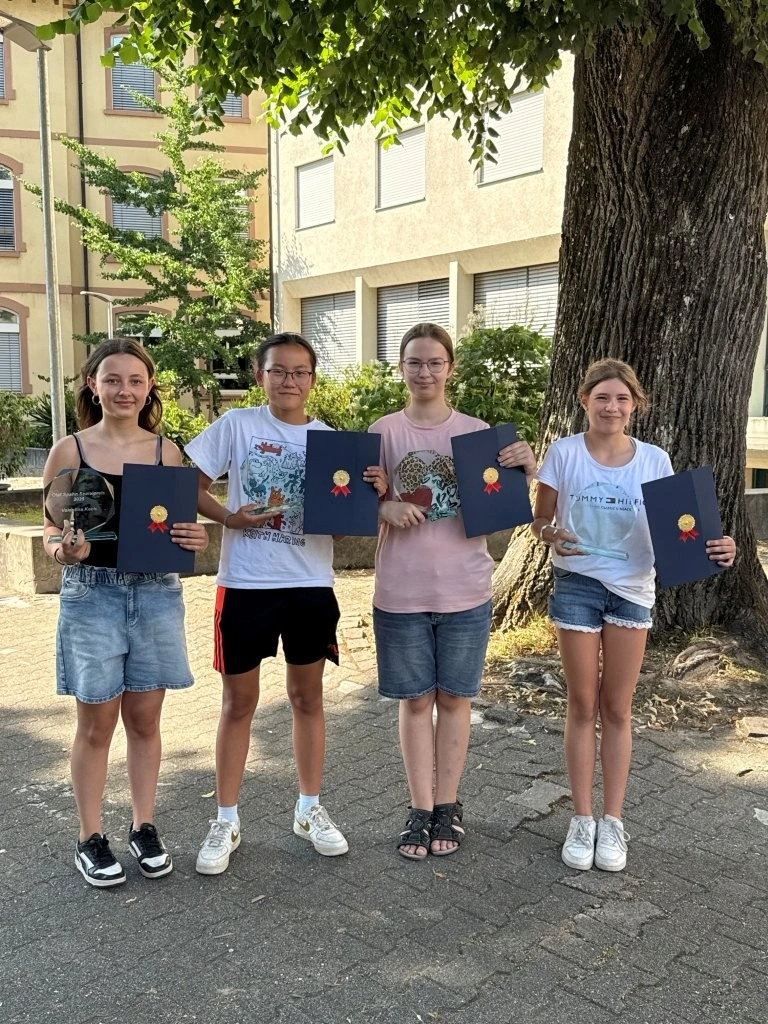 2025 07 lender gymnasium tagesheim olaf spahn sozialpreis