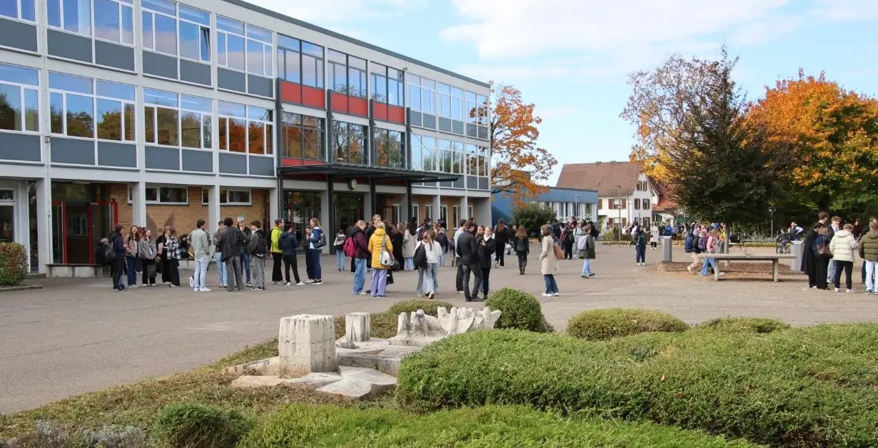 2025 10 lender gymnasium altsasbacher altsasbacherwe 1