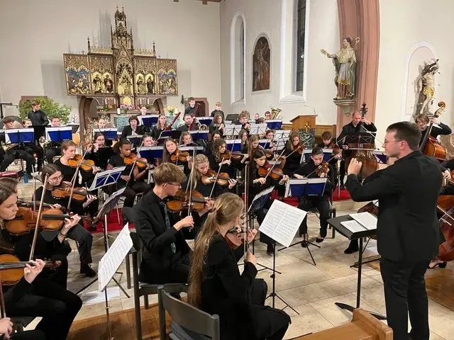 2025 10 lender gymnasium musik orchesterkonzert 1