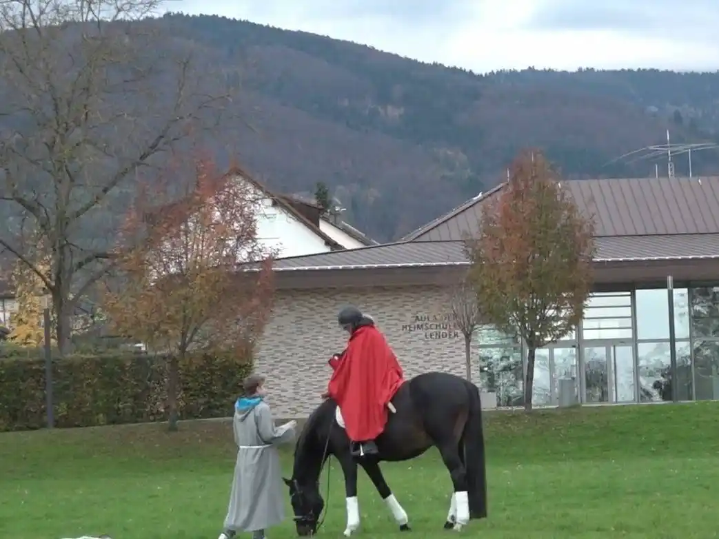 2025 11 Lender Gymnasium LenderTV Sendung Nov 2025