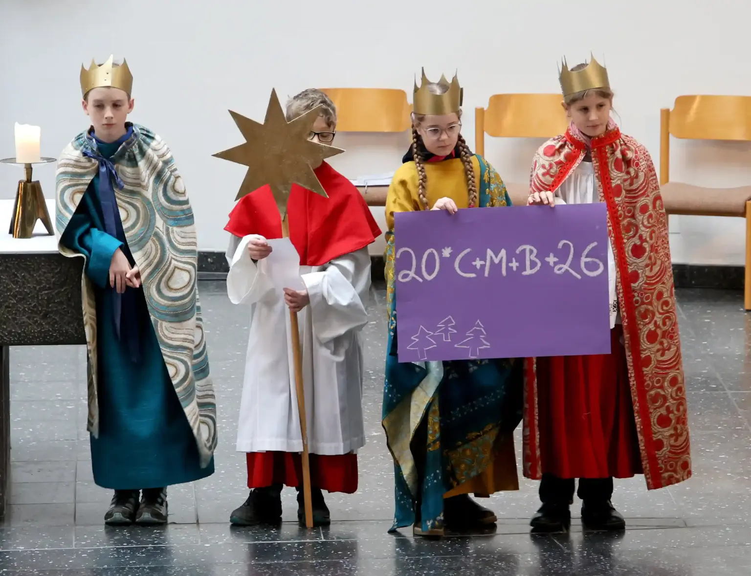 2026 01 Lender Gymnasium Schulseelsorge Sternsinger (7)
