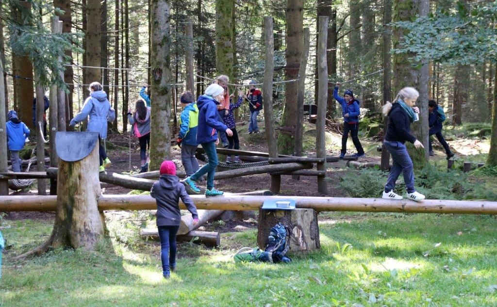 Lender Gymnasium Waldklassenzimmer Soziales Lernen (4)